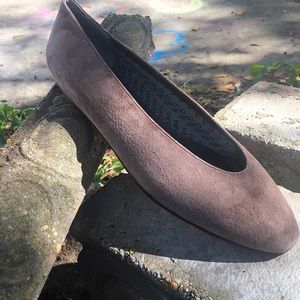 Minna Suade Flats